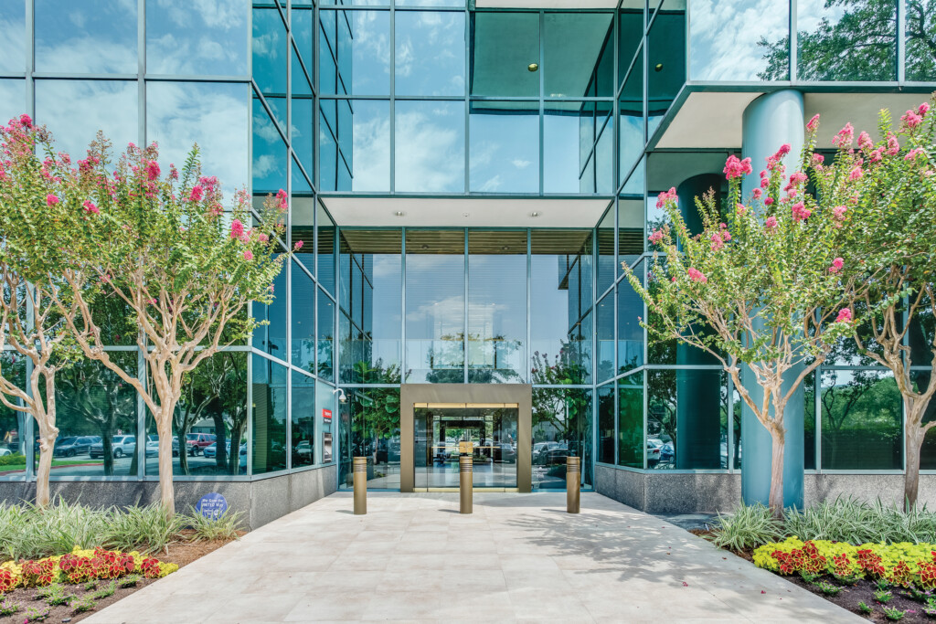 125 W Romana St Full Res 001 Cc