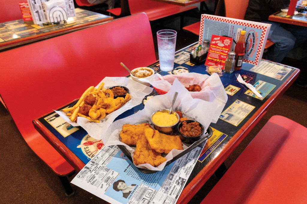 Pensacola Restaurant Captain Joey Patti S Seafood Restaurant 9 Ccsz Copy